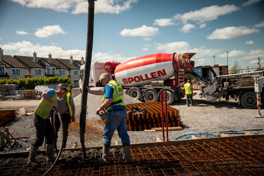 Spollen Concrete crew pouring a floor slab on a housing site in Athlone
