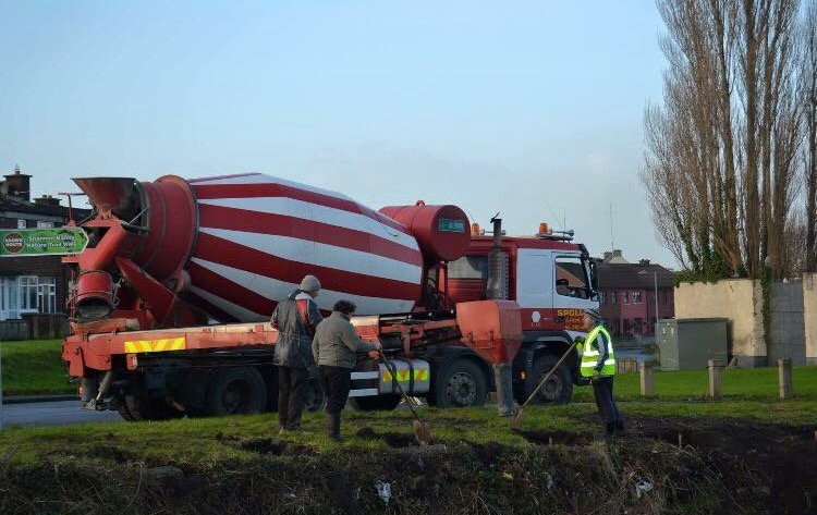 Belt truck on site 2010s