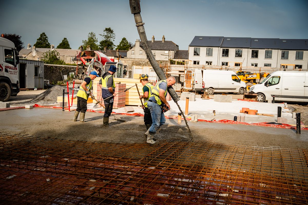 Spollen boom pump in action on a Moate slab pour
